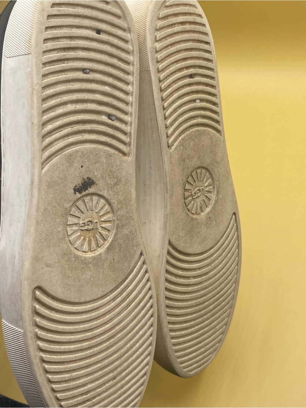 UGG Jass Slip On Sneakers black leather - Picture 5 of 5